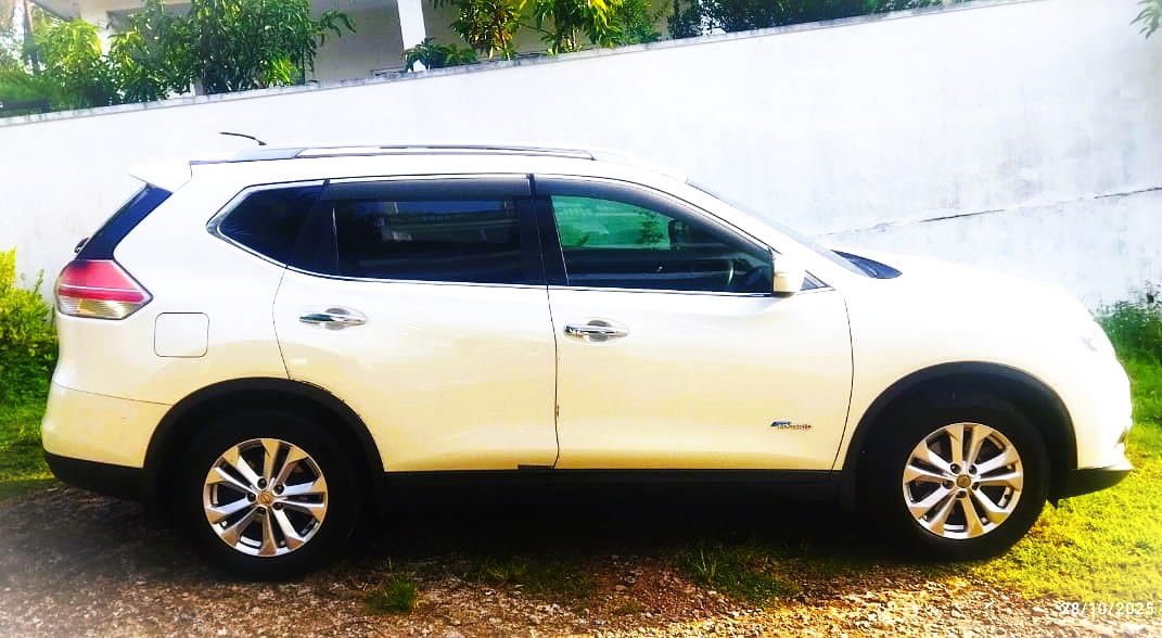 Nissan X-Trail 2015