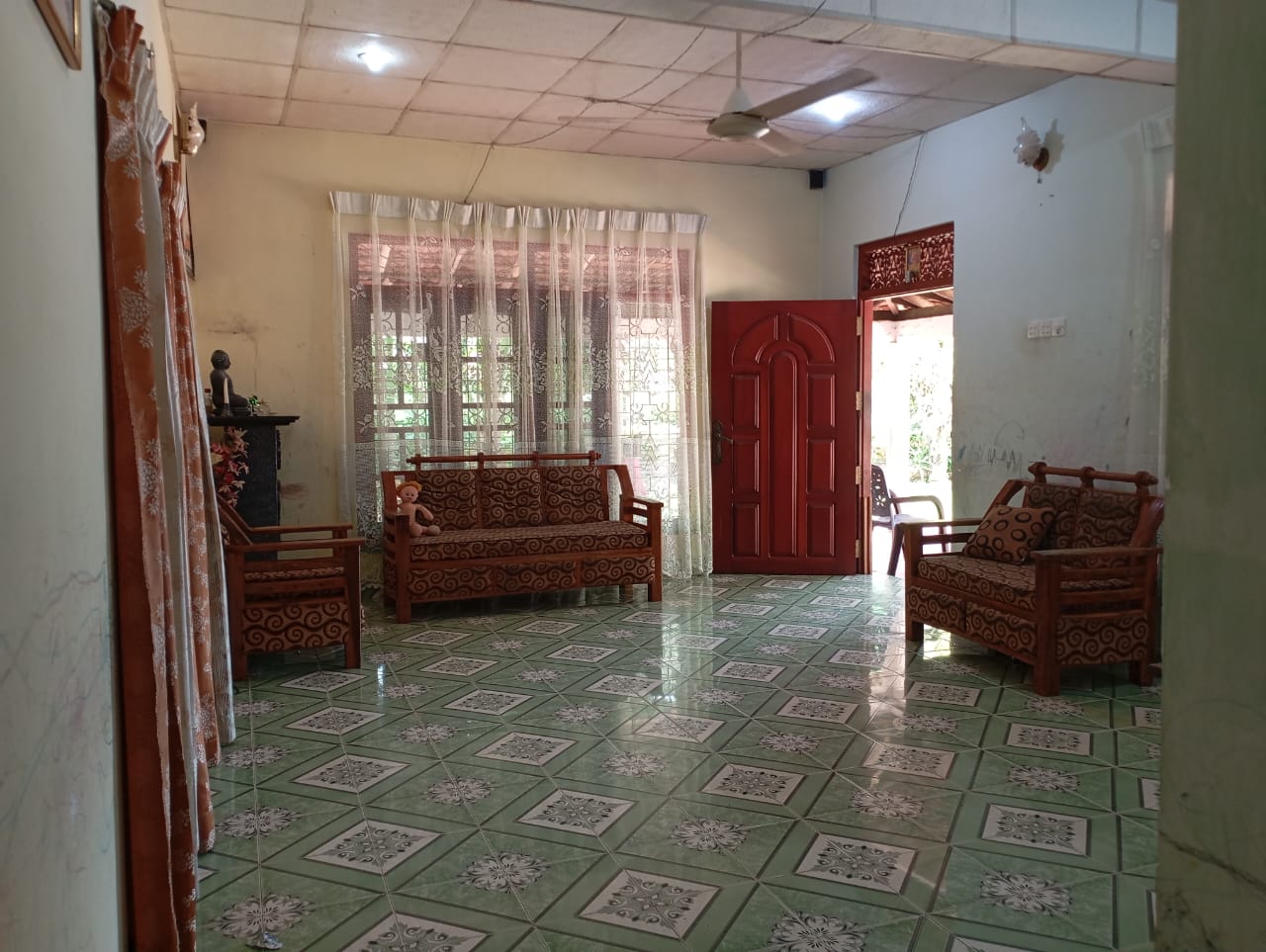 House With Land for Sale in Veyangoda