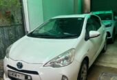 Toyota Aqua S 2012