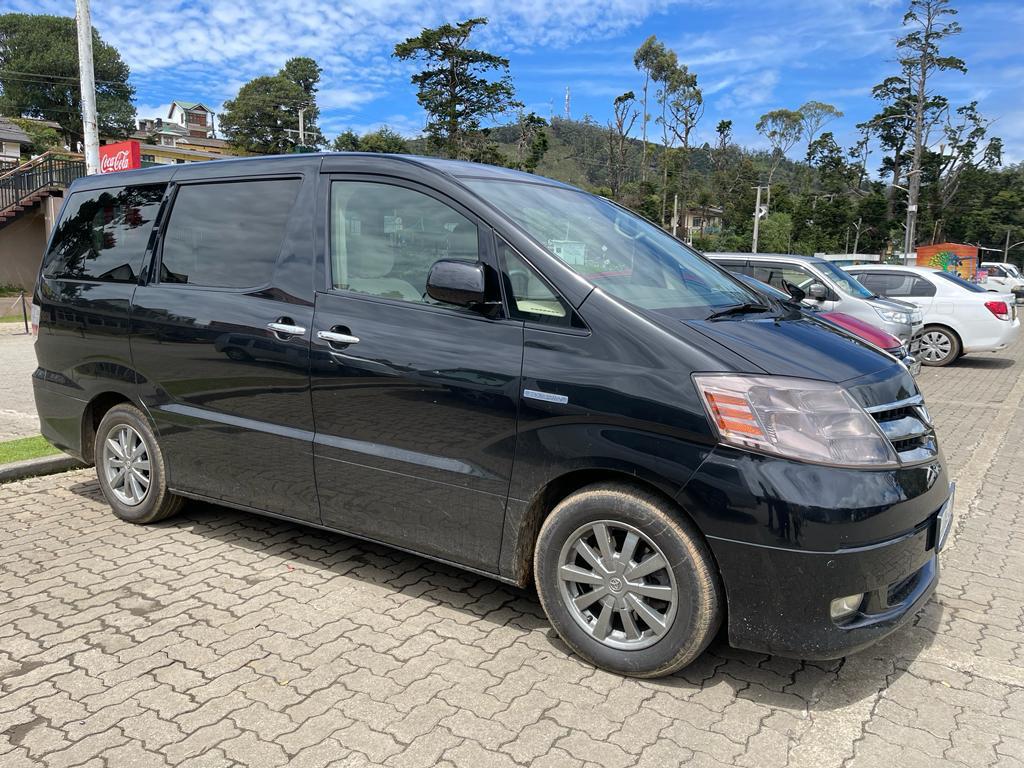 Toyota Alphard Hybrid 2008