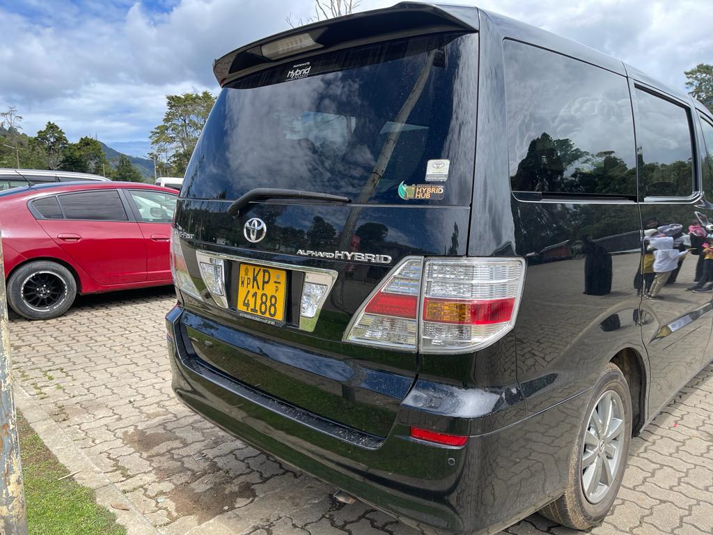 Toyota Alphard Hybrid 2008