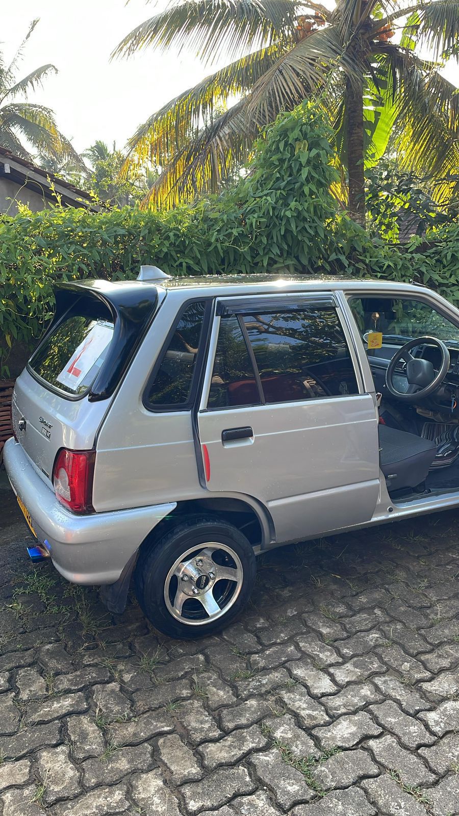 Suzuki Maruti 800 2011