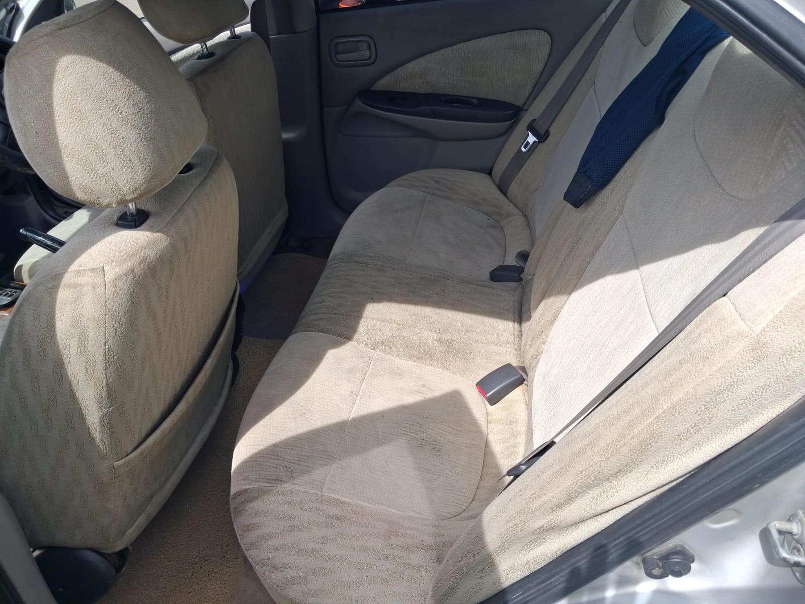 Nissan Sunny N16 2000