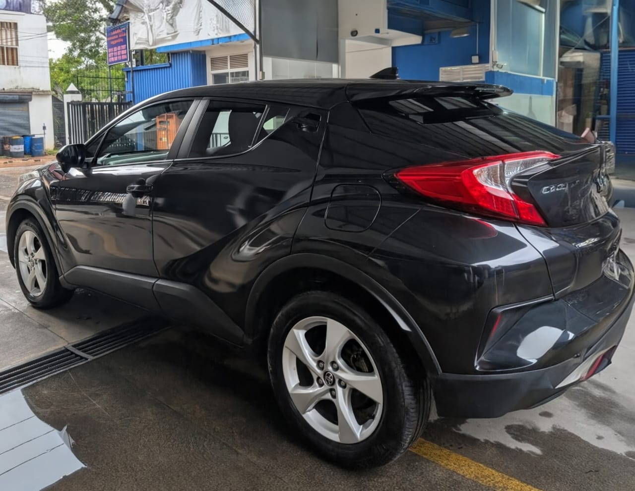 Toyota CHR NGX 50 2016