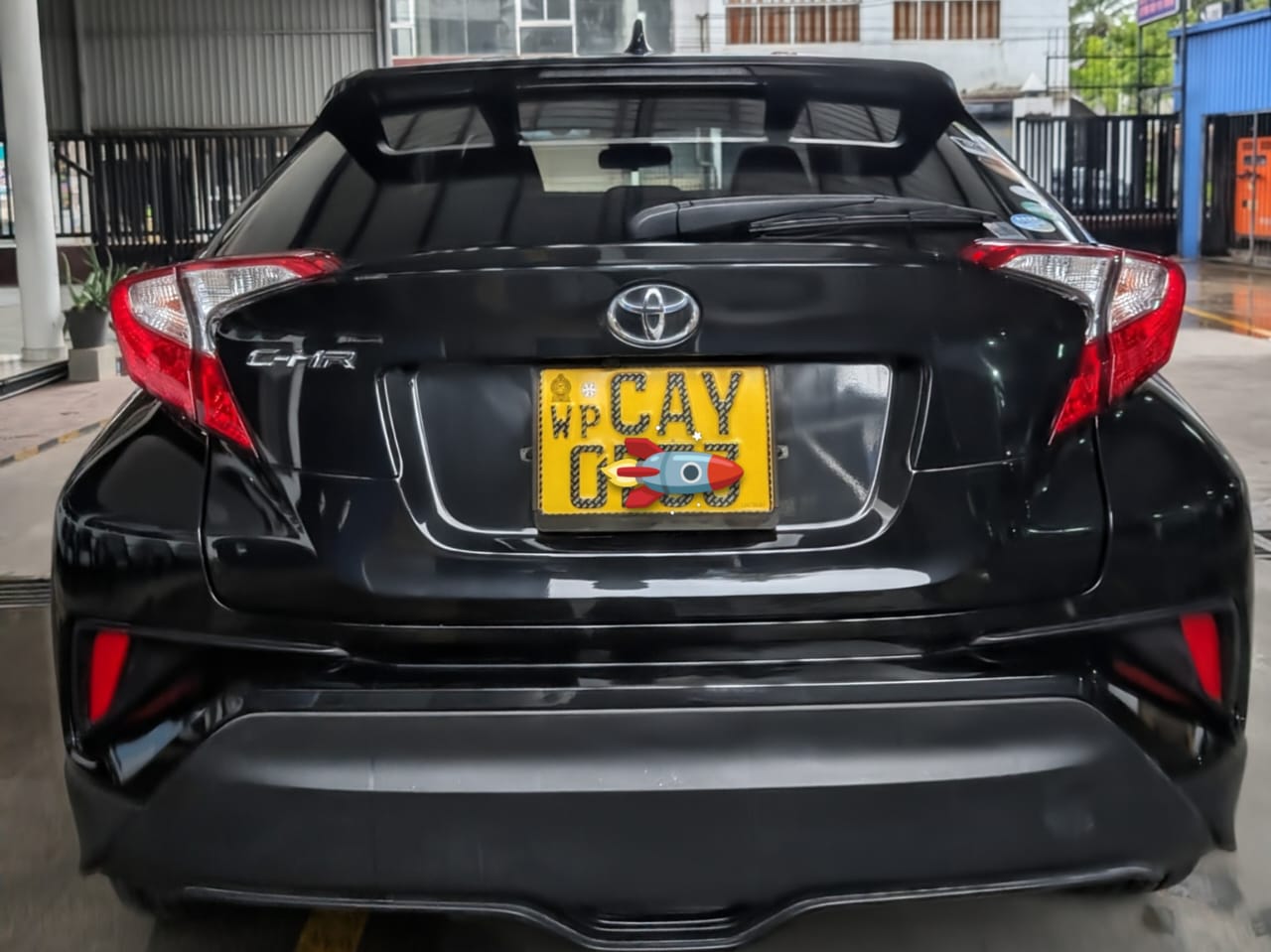 Toyota CHR NGX 50 2016