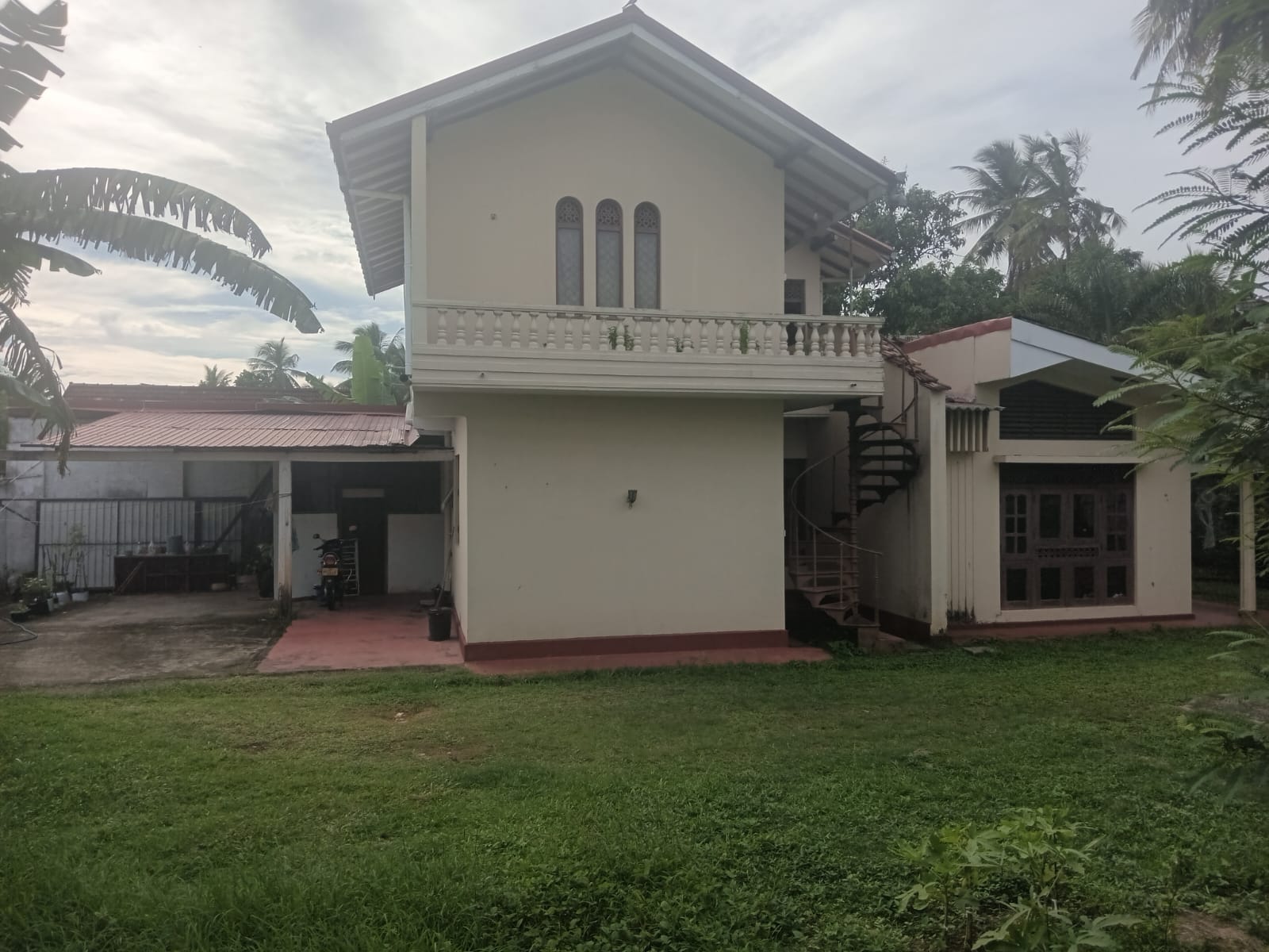 20 Perch Land with 2 Story House for Sale Maharagama