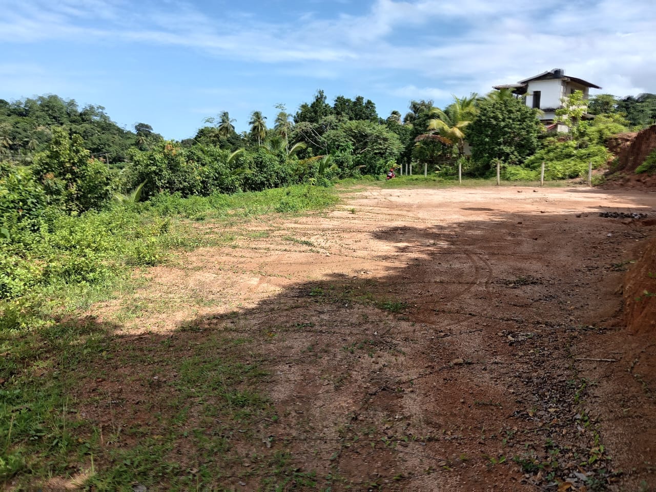 Land for Sale in Waligama