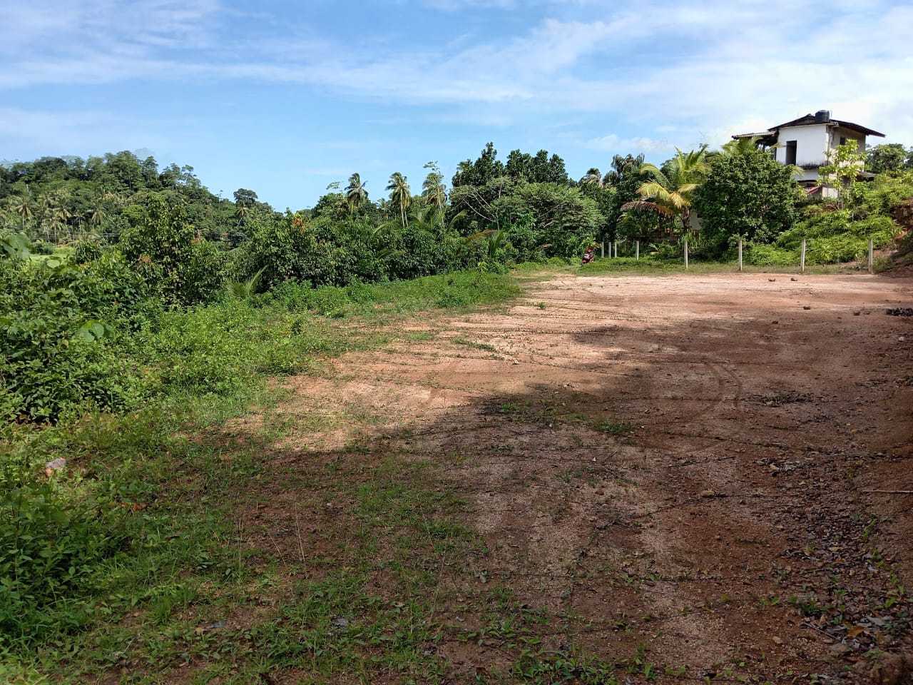 Land for Sale in Waligama