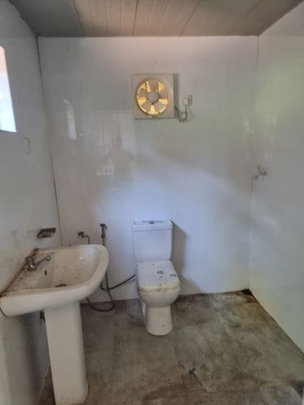 Converted Shipping Containers For Sale in Kotte