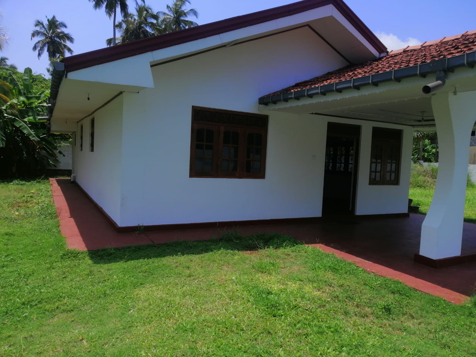 නිවසක් කුලියට – අලුත්ගම