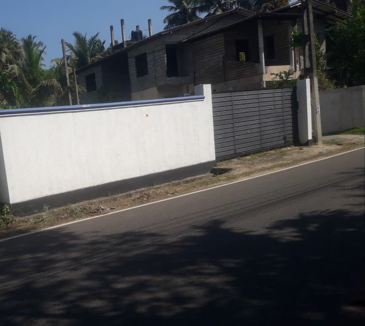 නිවසක් කුලියට – අලුත්ගම