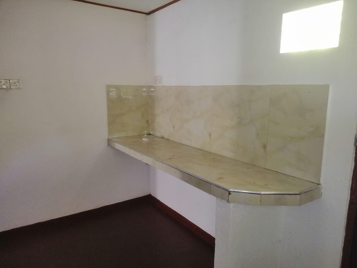 නිවසක් කුලියට – අලුත්ගම