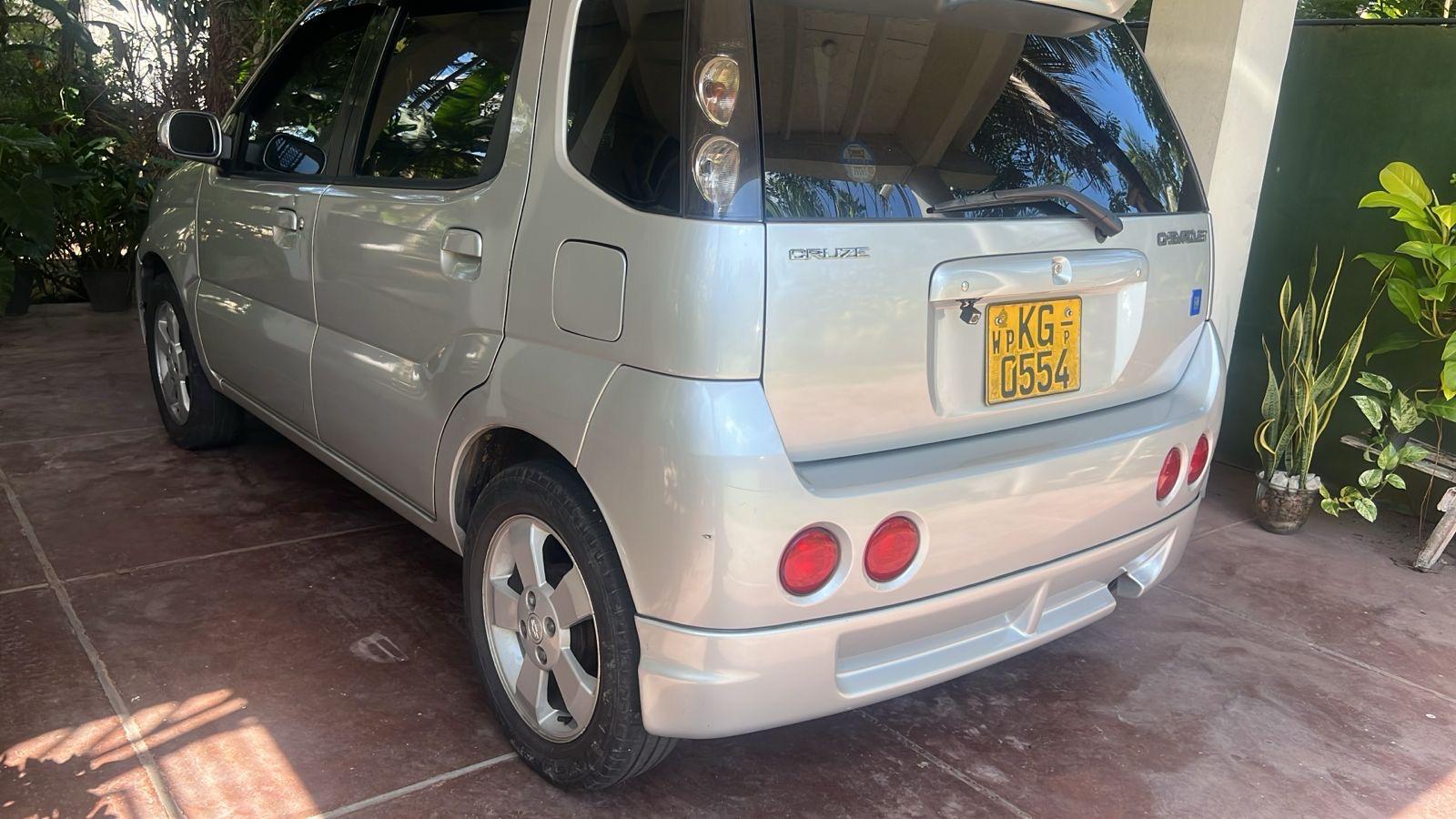 Chevrolet Cruze Suzuki 2005