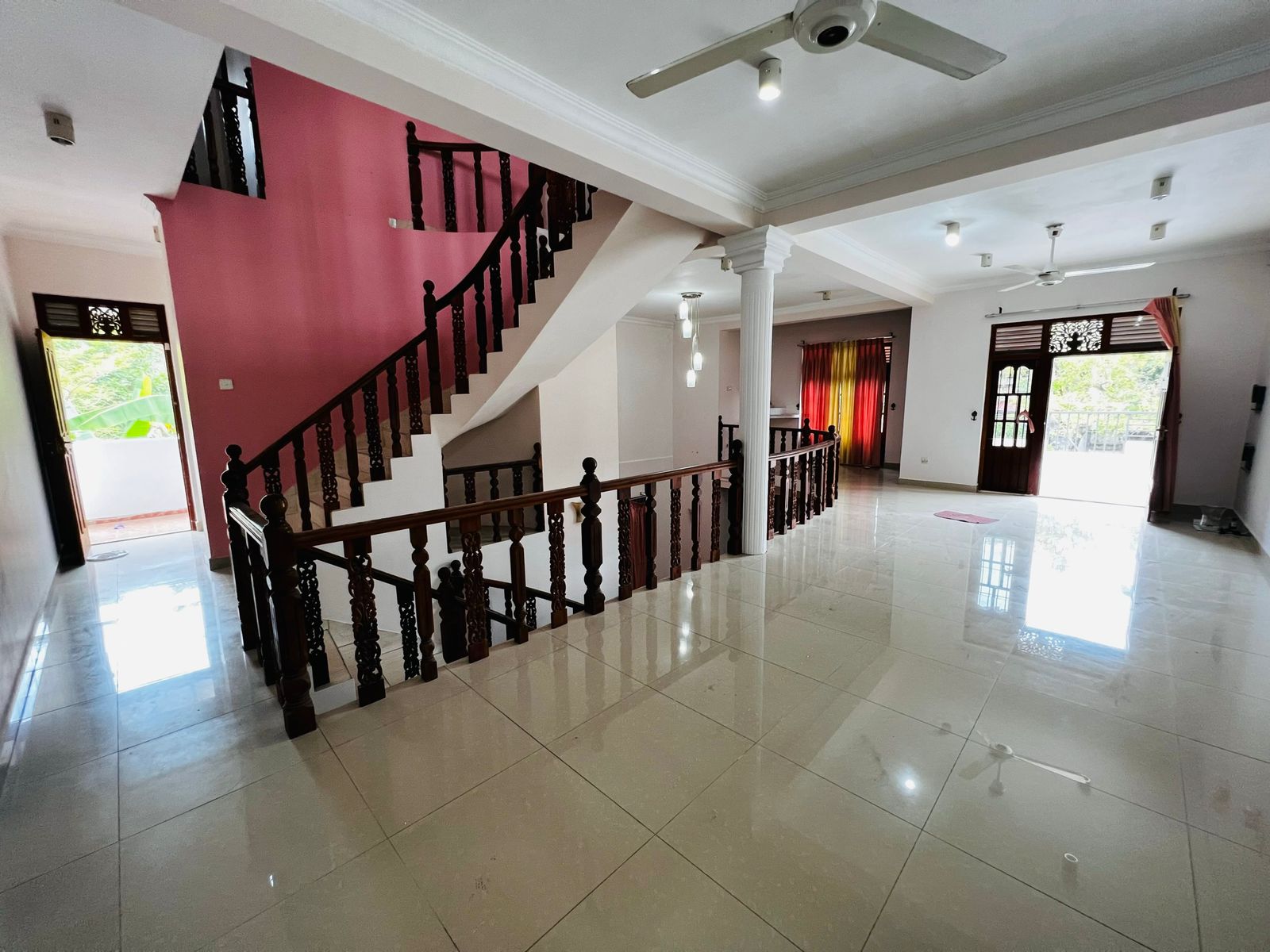 3 Story Luxury House for Sale in Piliyandala