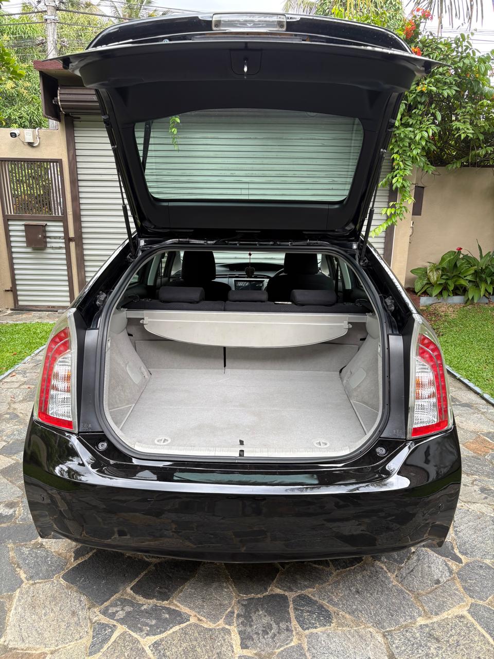 Toyota Prius S Grade 2013