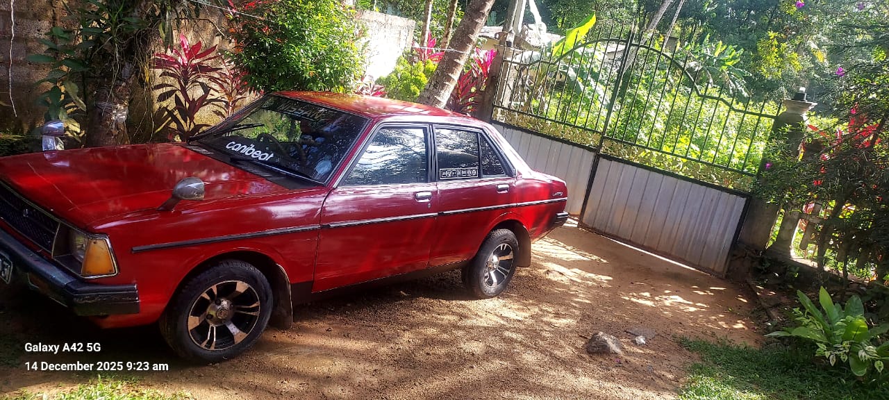 Nissan Sunny 1985