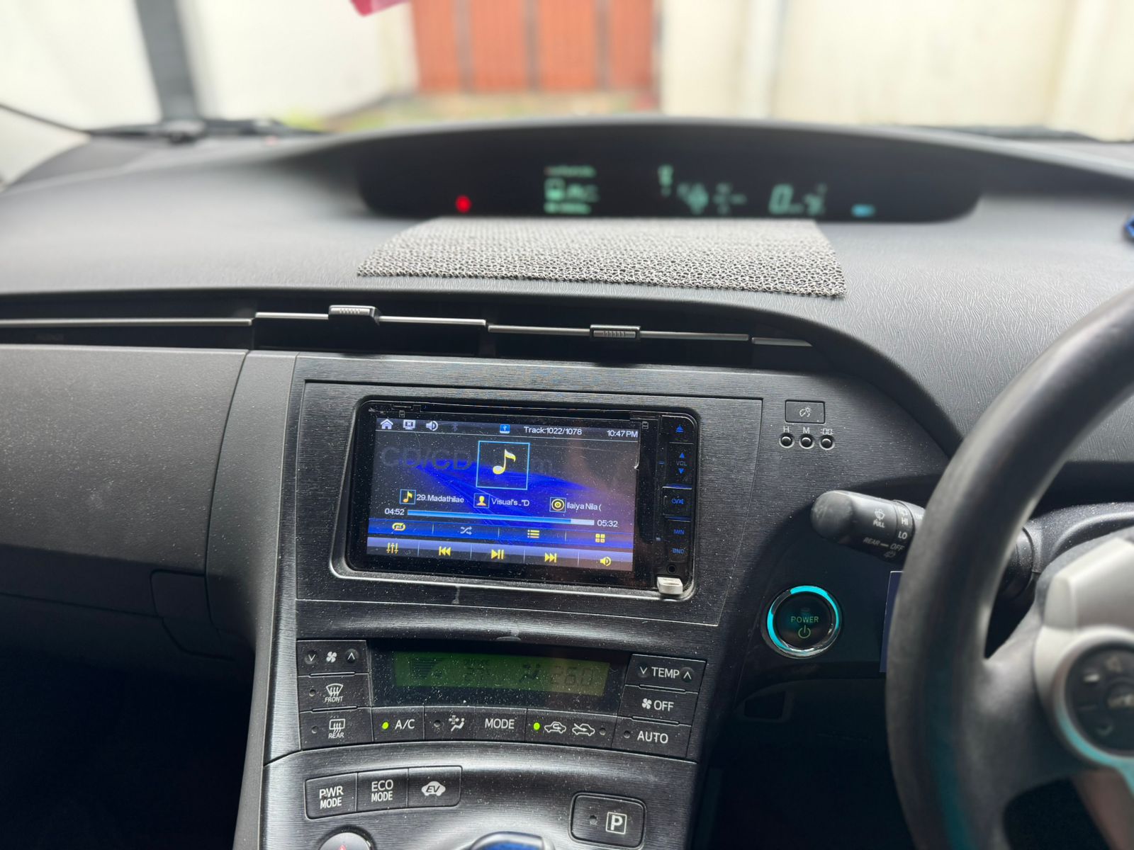 Toyota Prius ZW30 3rd Generation 2012