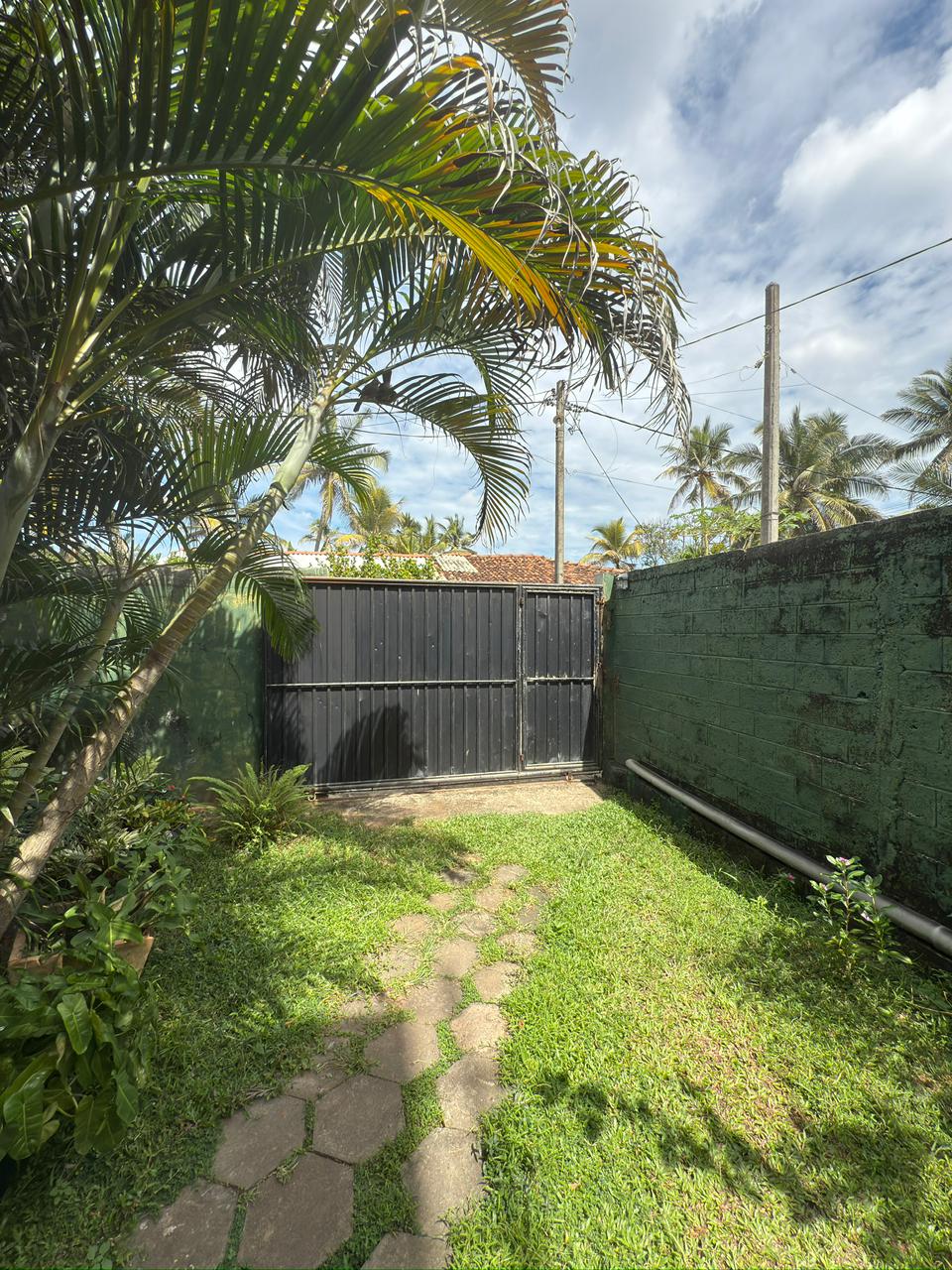 3 Stories House for Sale in Ratmalana