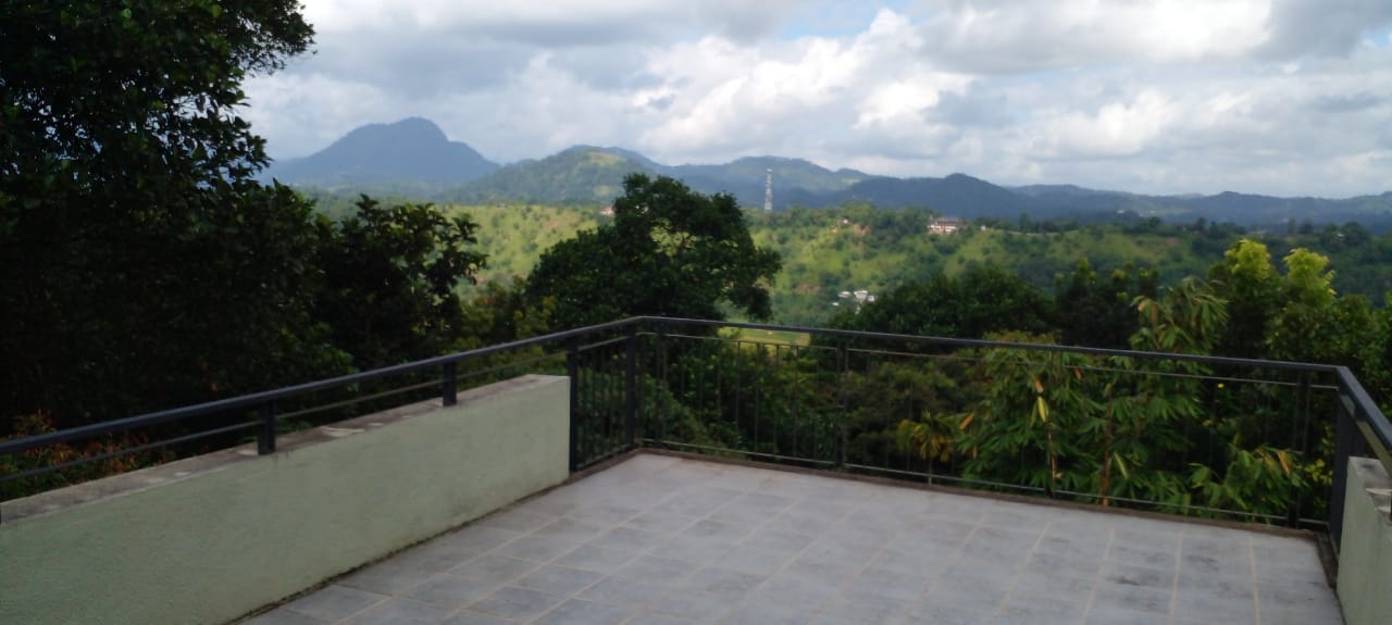 Modern House for Sale with Scenic View Peradeniya