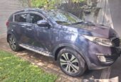Kia Sportage Full option 2011