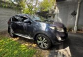 Kia Sportage Full option 2011