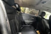 Kia Sportage Full option 2011