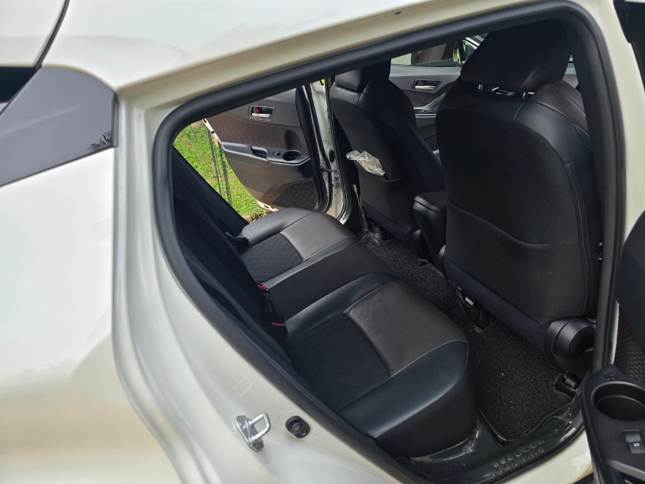 Toyota CHR NGX50 GT 2017