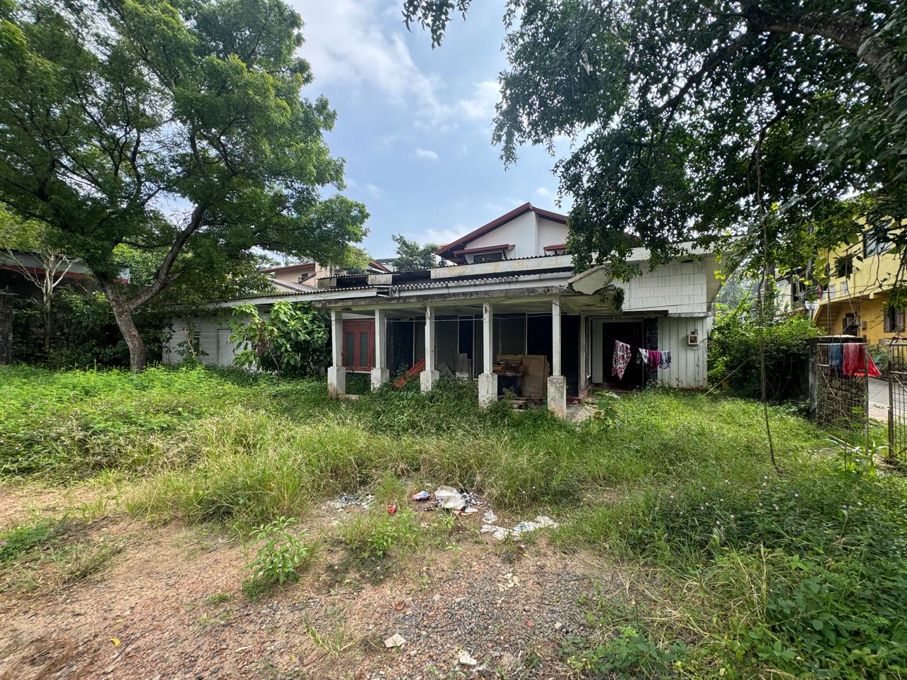 Prime Residential Land for Sale in Rajagiriya – Hikgawatta Road