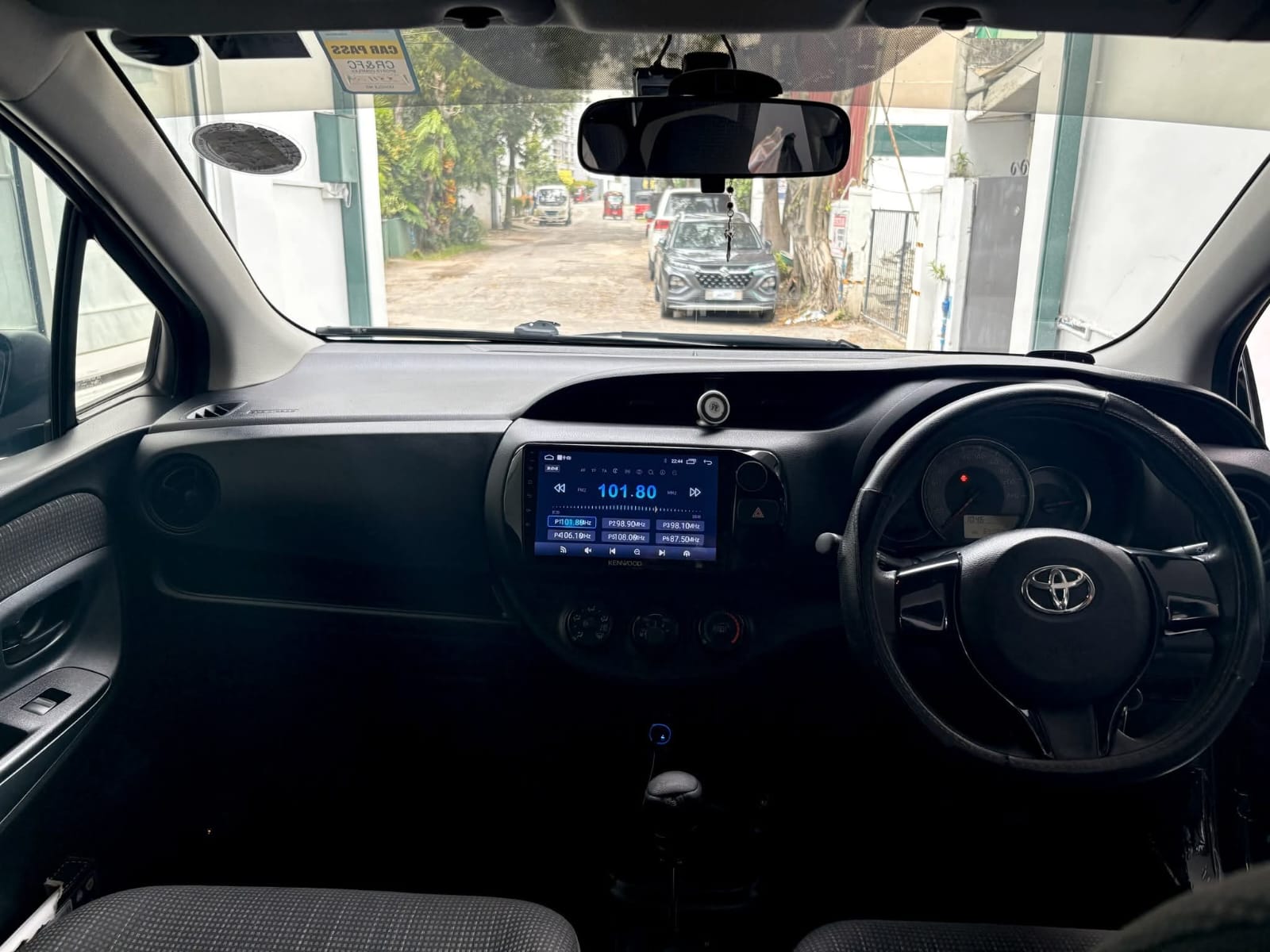 Toyota Vitz Safety Edition 2017