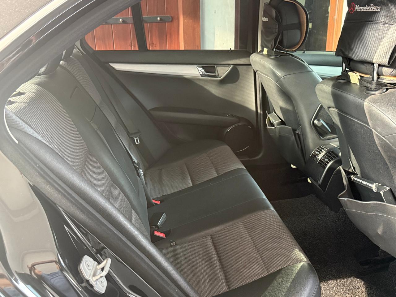 Mercedes Benz C180 Avant-Garde 2010