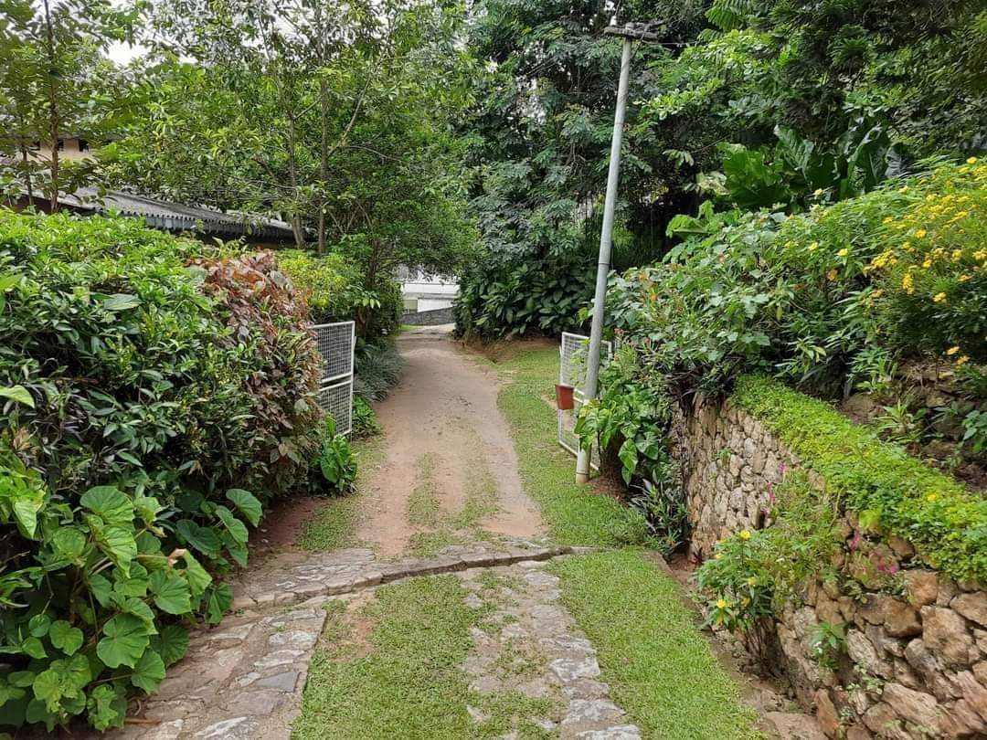 House for Sale Kandy Aniwaththa