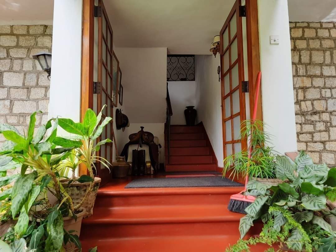 House for Sale Kandy Aniwaththa