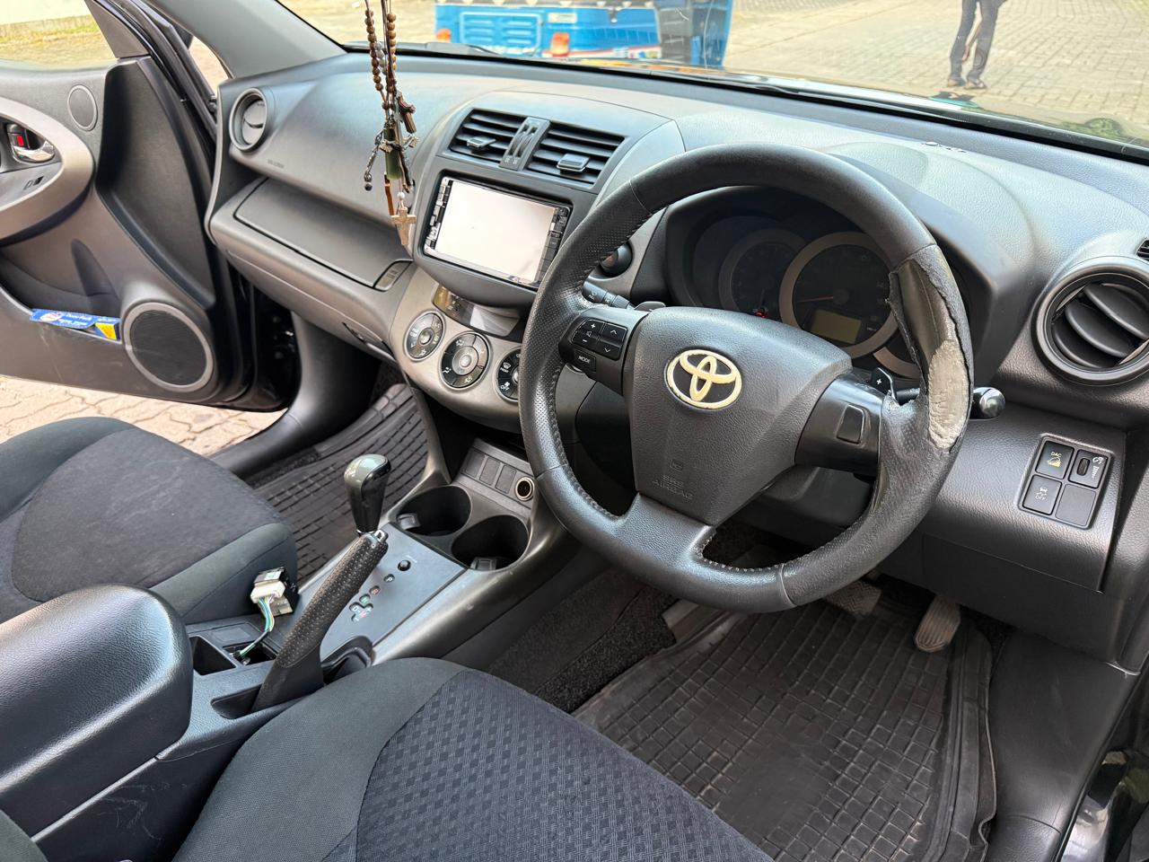 Toyota Vanguard 2012