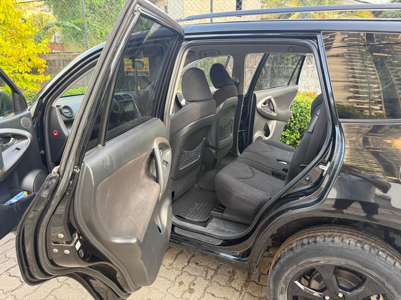 Toyota Vanguard 2012