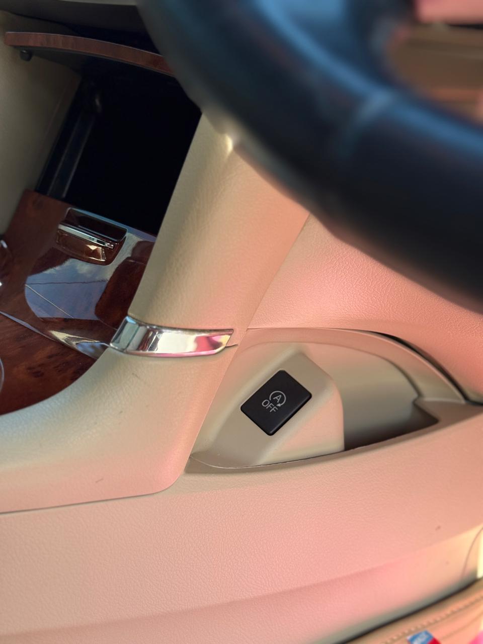 Toyota Premio G Superior 2016