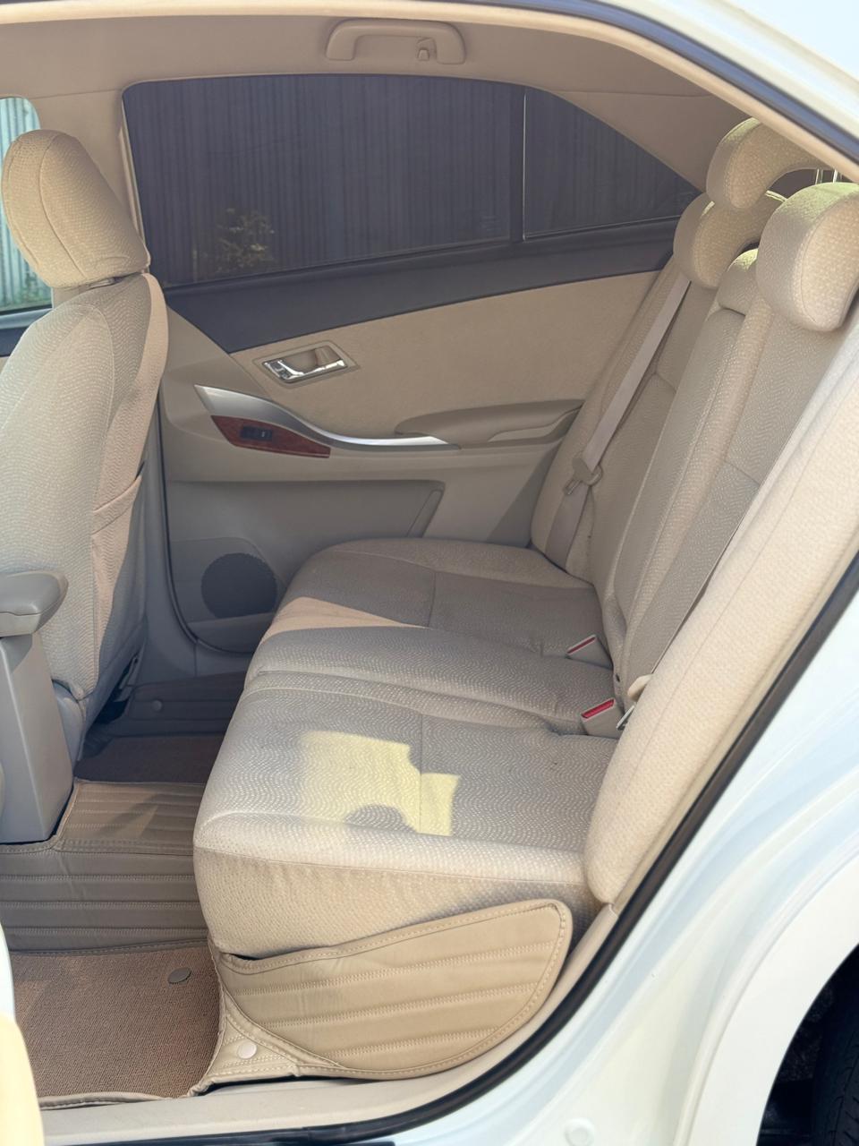 Toyota Premio G Superior 2016