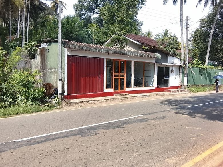 Clear Dead Shop for sale – Morawaka