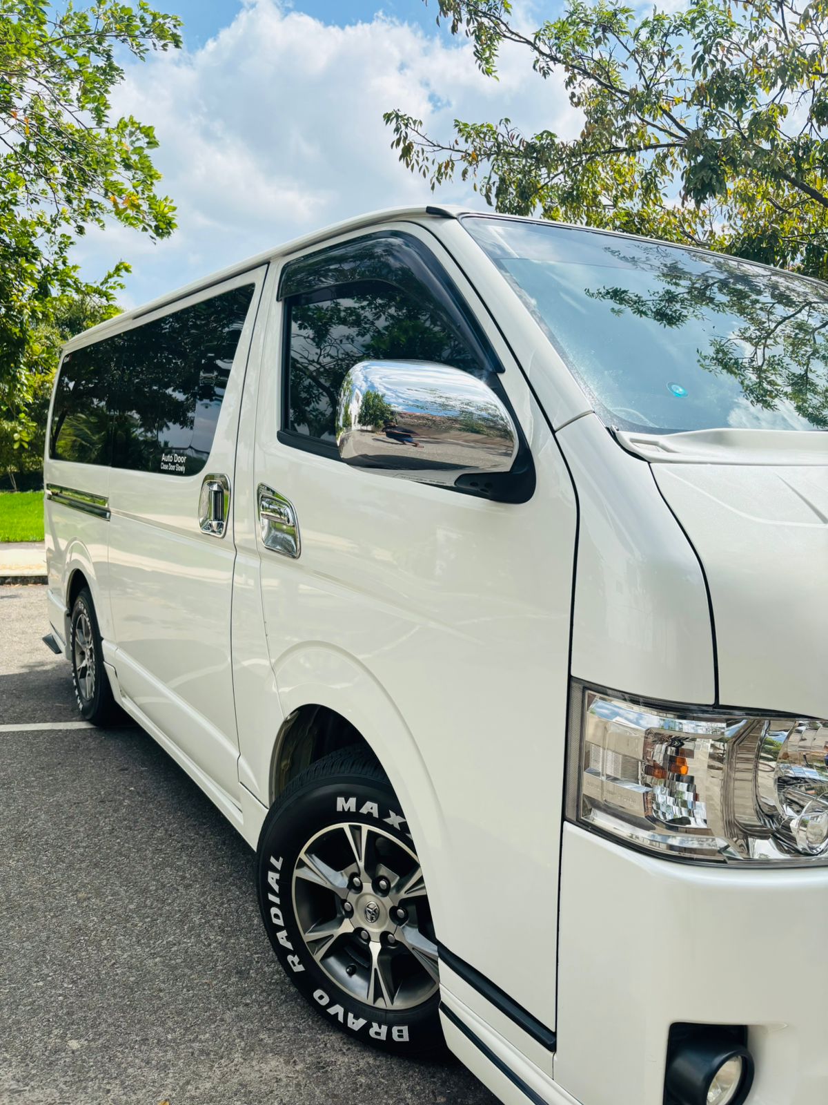 Toyota KDH TRH Super GL 2015