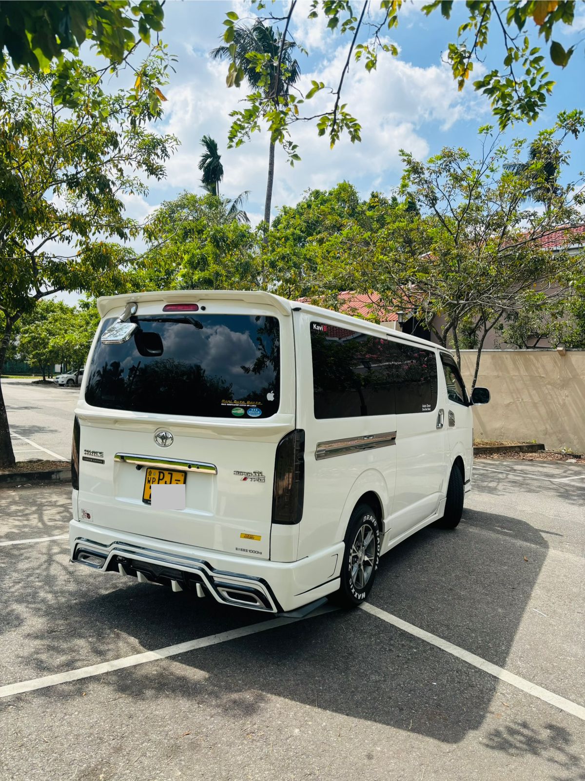 Toyota KDH TRH Super GL 2015