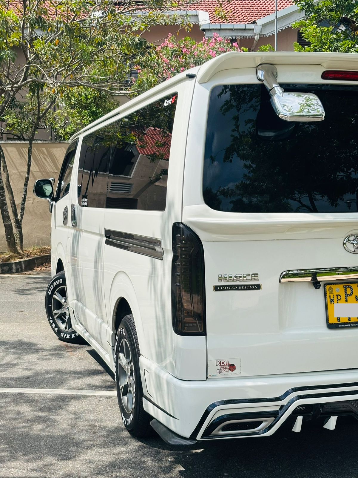 Toyota KDH TRH Super GL 2015