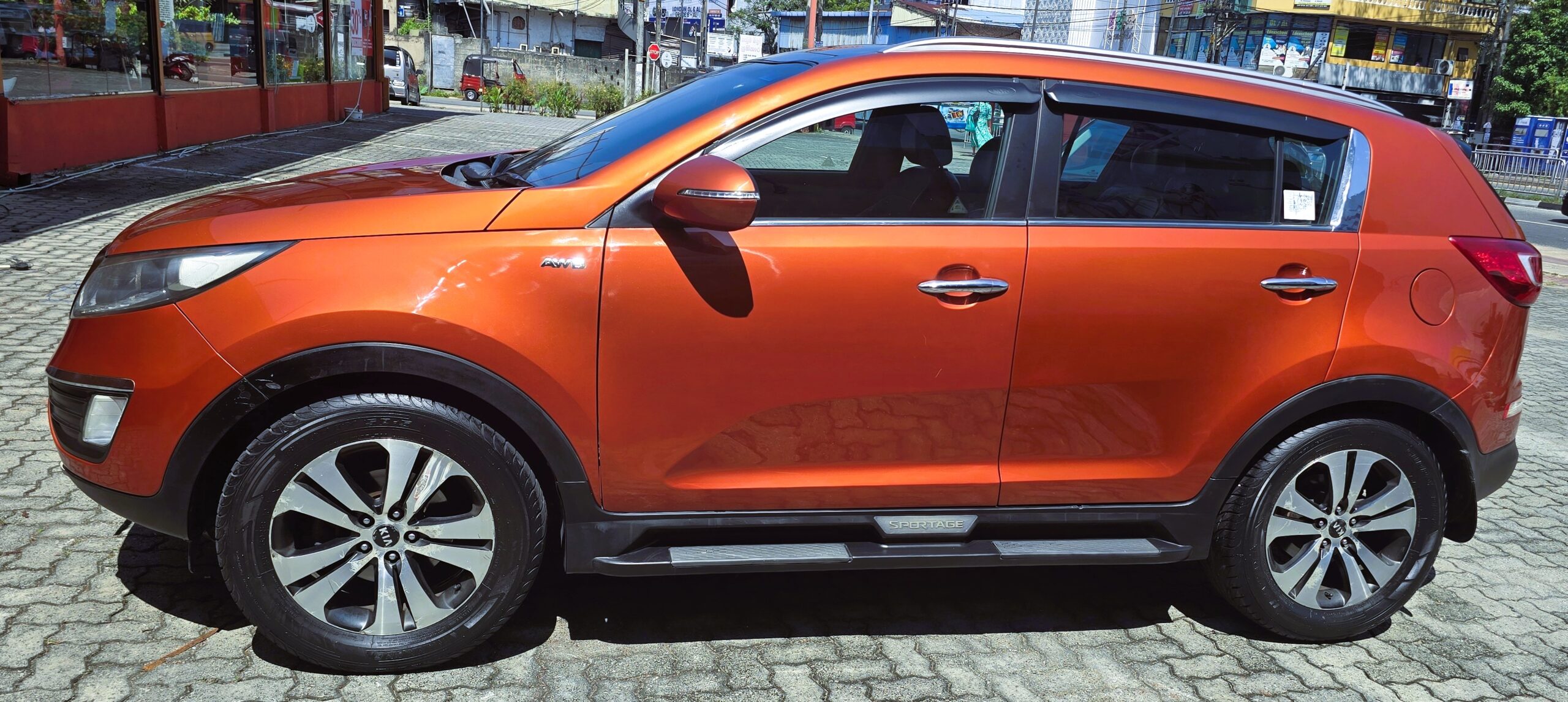 Kia Sportage Orange Package 2011
