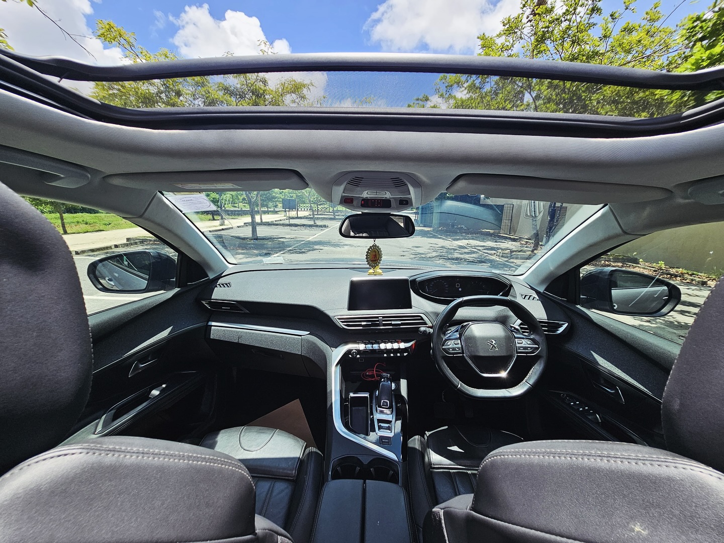 Peugeot 5008 Fully Loaded 2019