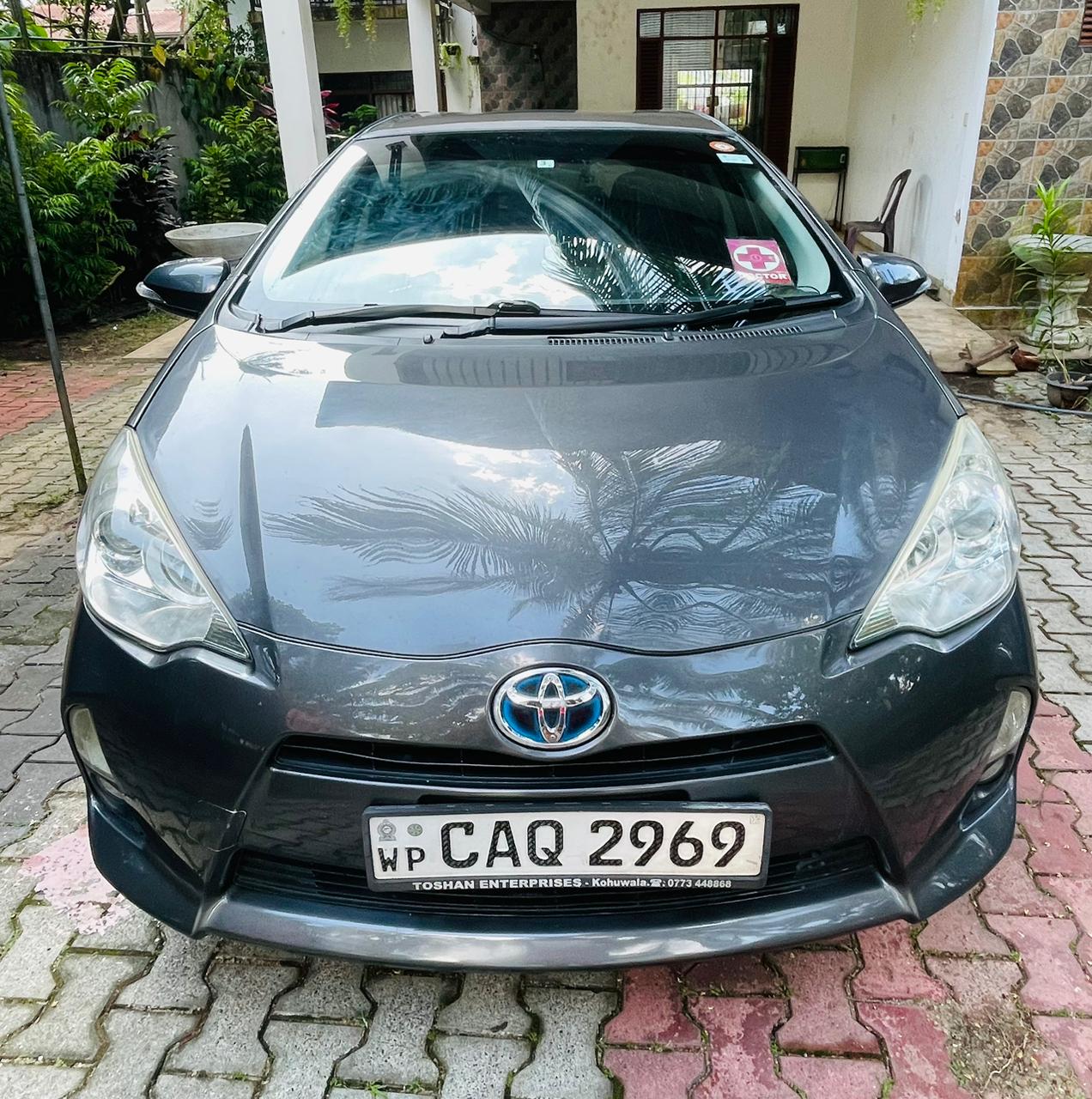 Toyota Aqua X Grade 2015