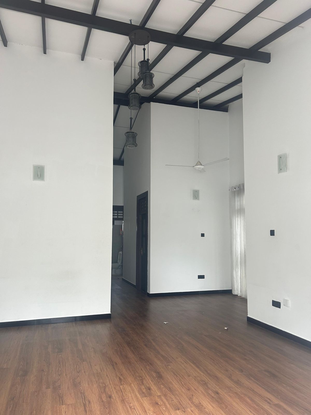 House For Sale In Athurugiriya