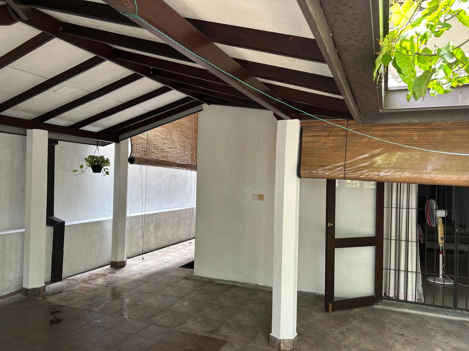 Modern 3 Bedroom House for Sale- Piliyandala