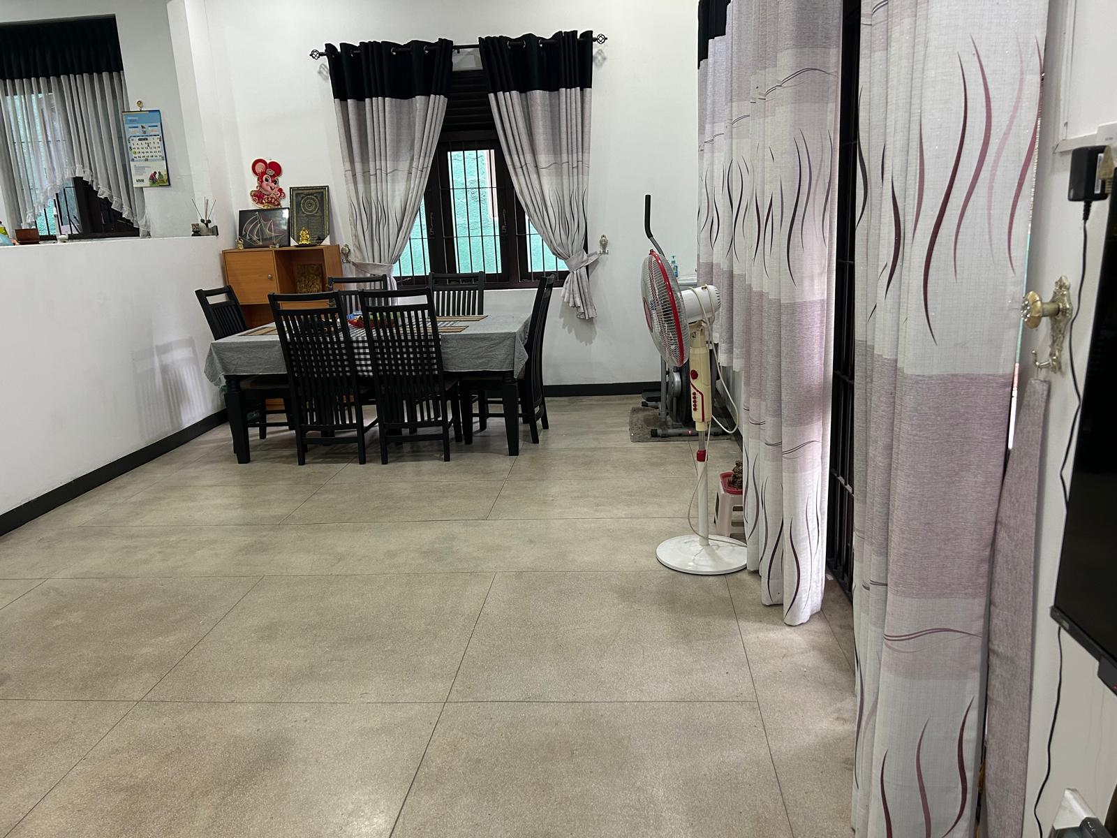 Modern 3 Bedroom House for Sale- Piliyandala