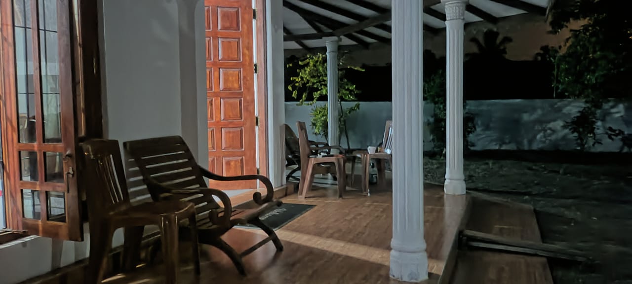 Land with House for Sale in Kurunegala , Narammala