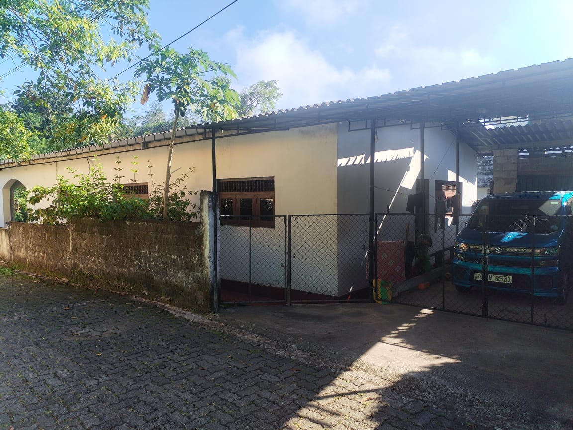 හික්කඩුවේ නිවසක් විකිණීමට