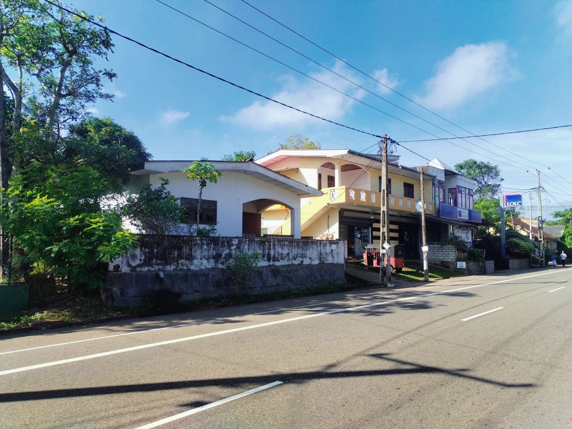 හික්කඩුවේ නිවසක් විකිණීමට