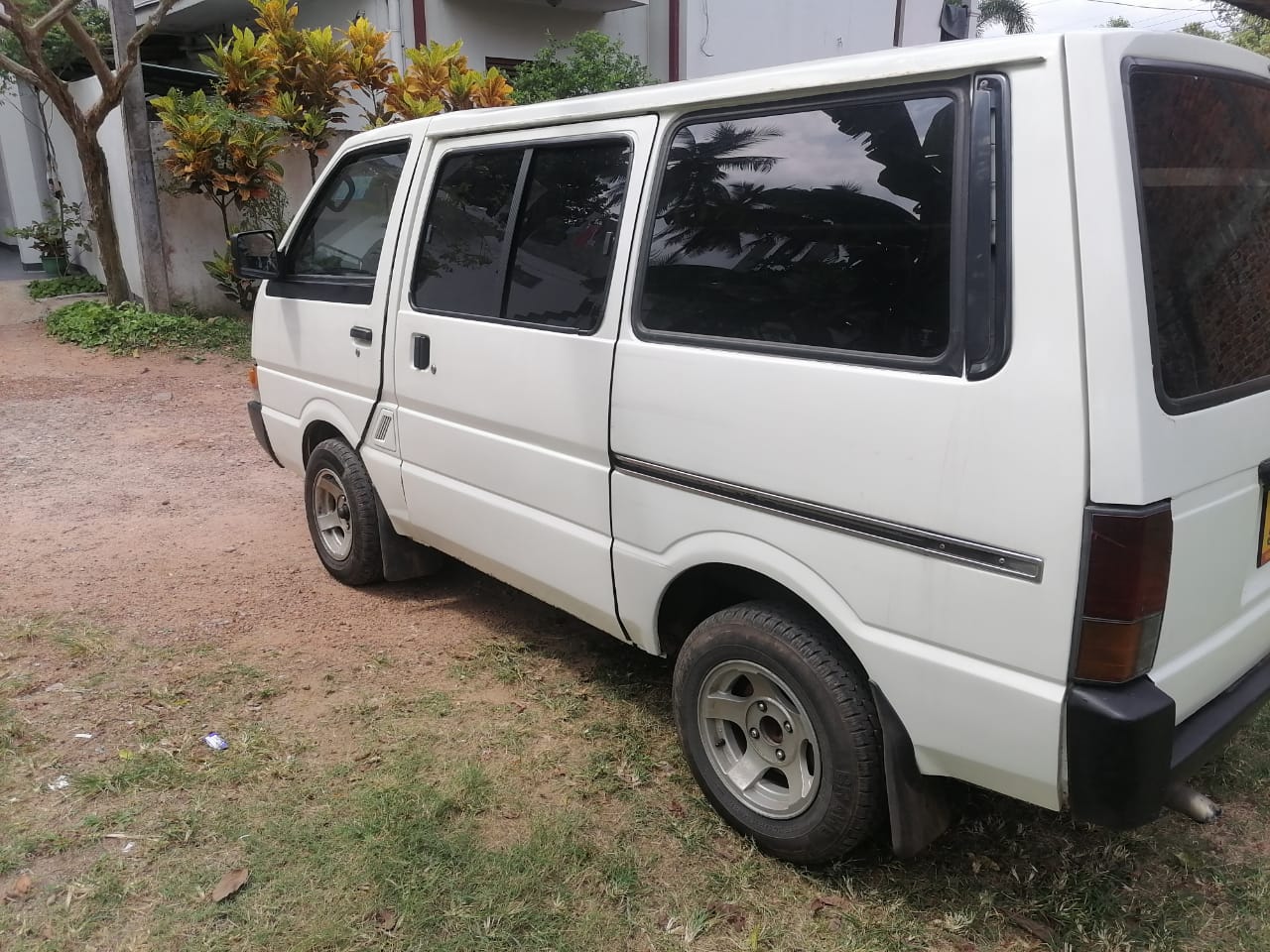 Nissan Vanette c22 1986